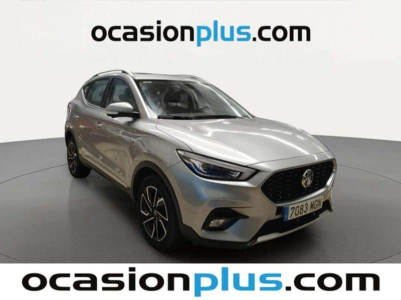 Usado MG ZS Luxury 111 CV (81 kW) 2023 Gris SUV