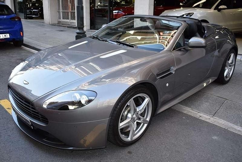 Gris Usado 2016 Aston Martin V8 Vantage Descapotable | 83.998 € - Imagen 1/4