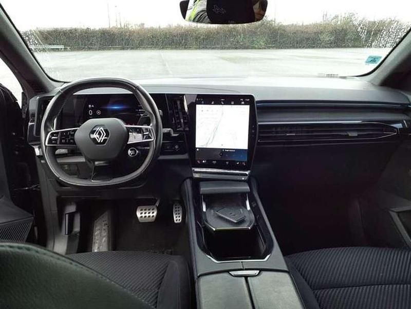 Usado Renault Austral 160 CV (117 kW) 2024 Plateado SUV