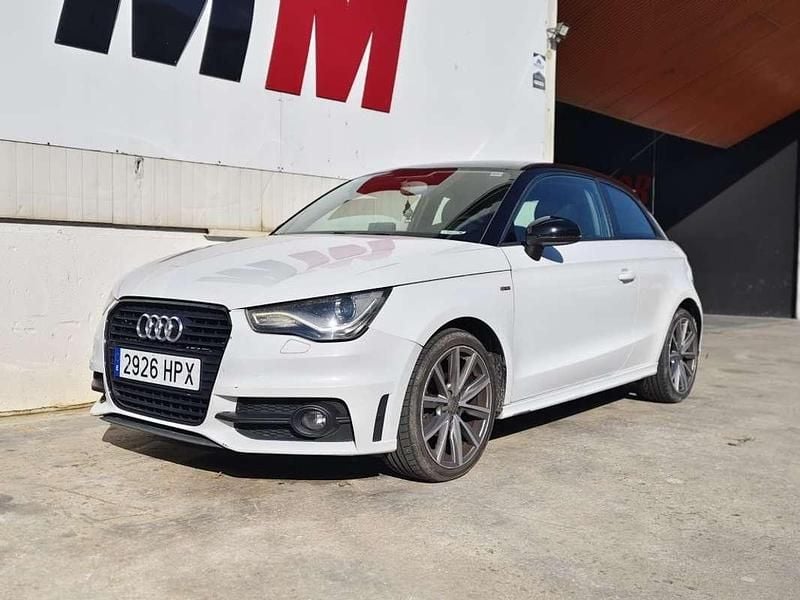 Blanco Usado 2013 Audi A1 Utilitario | 8900 € (Precio justo) - Imagen 1/4