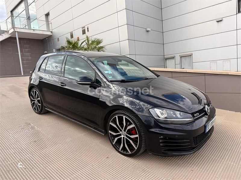 Negro Usado 2013 VW Golf VII GTD Berlina | 13.900 € (Precio justo) - Imagen 1/4