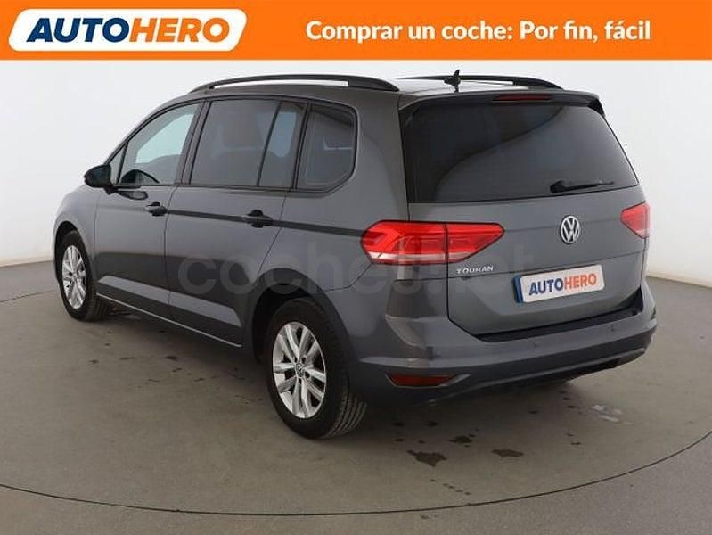 Usado VW Touran Edition 116 CV (85 kW) 2018 Gris / plata Monovolumen