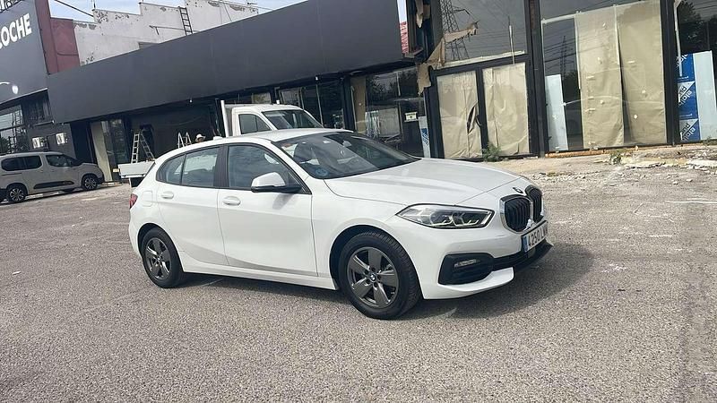Blanco Usado 2021 BMW 116 Utilitario | 17.990 € (Precio justo) - Imagen 1/4
