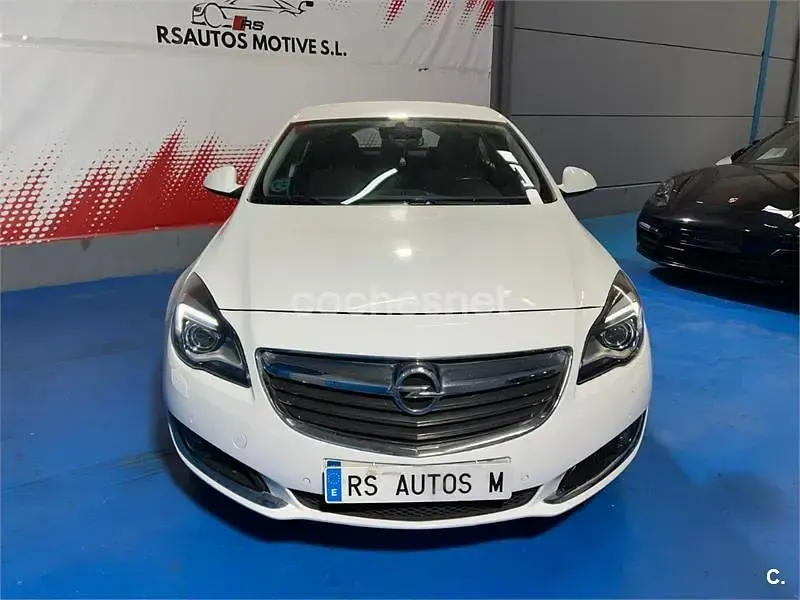 Usado Opel Insignia Excellence 136 CV (100 kW) 2015 Blanco Berlina