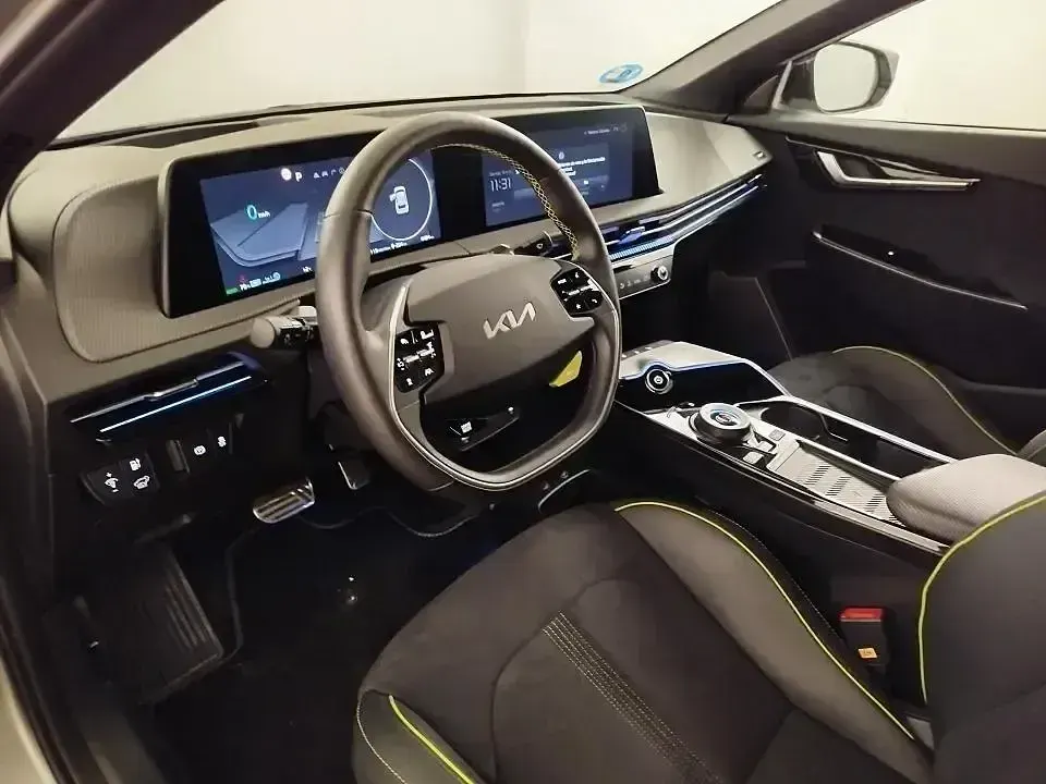 Usado Kia EV6 GT 430 kW (585 CV) 2024 Gris SUV