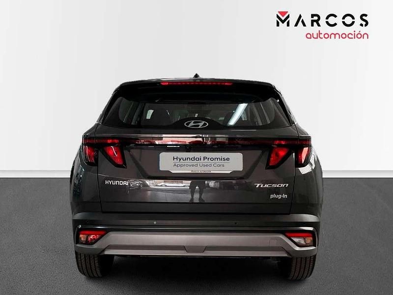 Usado Hyundai Tucson 252 CV (185 kW) 2025 Gris SUV