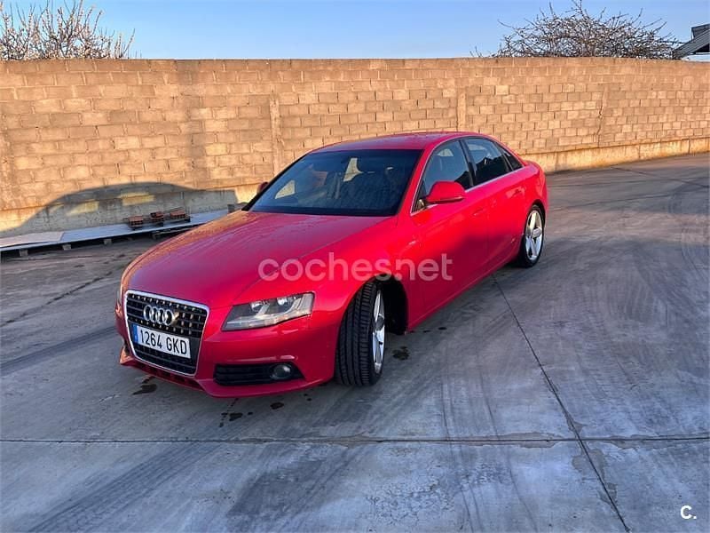 Usado Audi A4 143 CV (105 kW) 2008 Rojo Berlina
