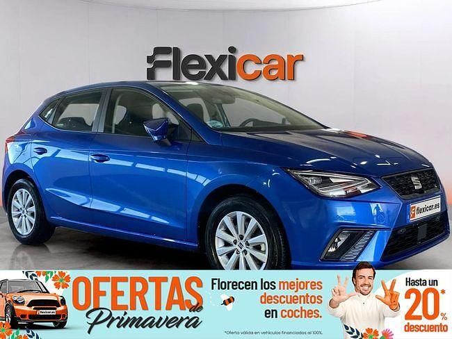 Usado Seat Ibiza Style Plus 110 CV (80 kW) 2022 Azul Utilitario