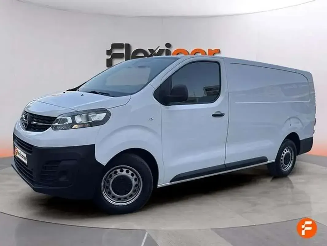 Usado Opel Vivaro 102 CV (75 kW) 2023 Blanco Monovolumen