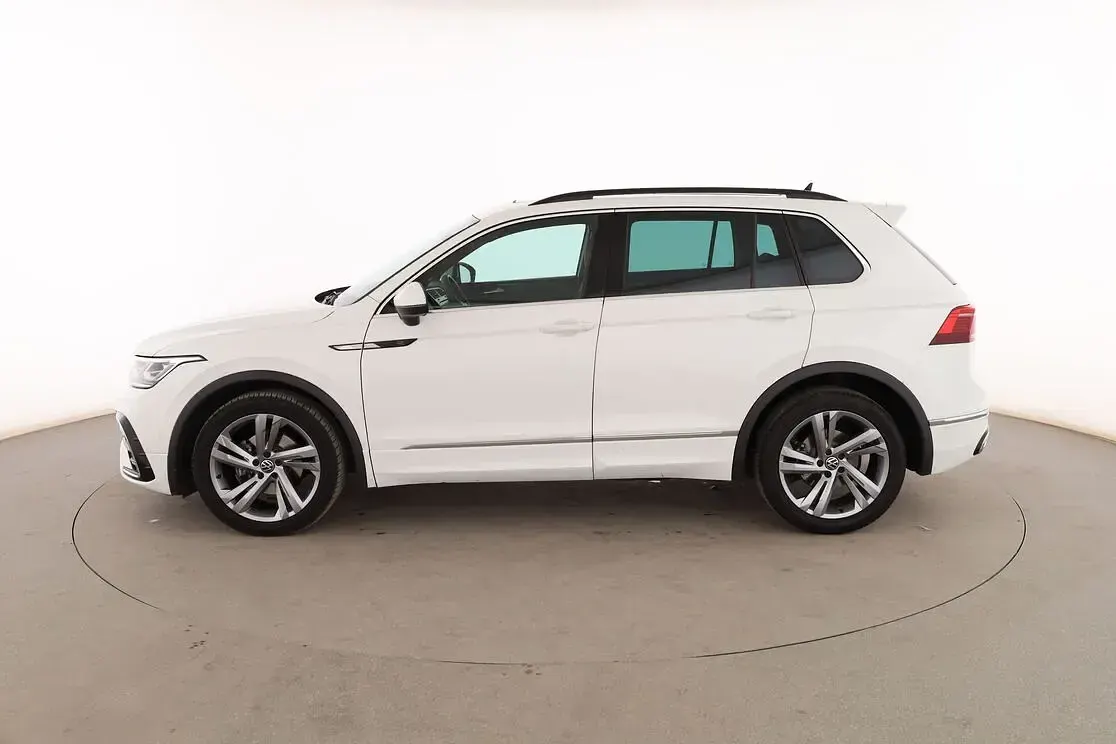 Usado VW Tiguan R-line 150 CV (110 kW) 2021 Blanco SUV