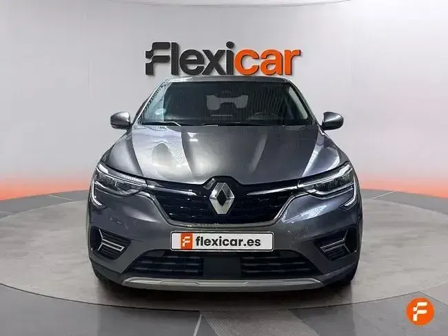 Usado Renault Arkana Techno 145 CV (106 kW) 2023 Gris SUV