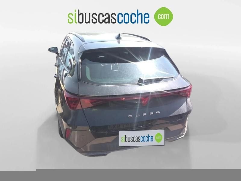 Usado Cupra Leon 150 CV (110 kW) 2024 Negro