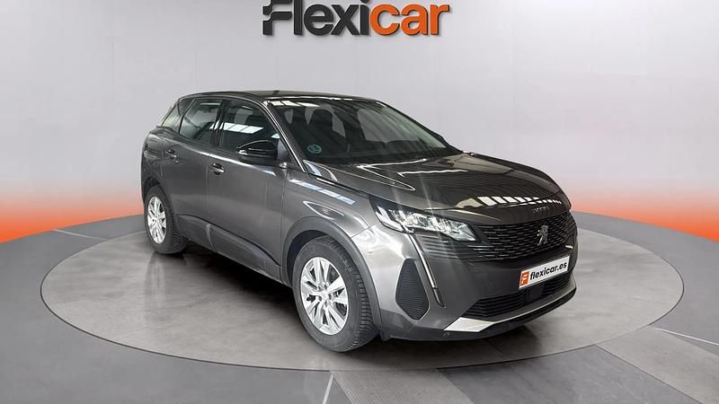 Usado Peugeot 3008 Active 131 CV (96 kW) 2022 Gris SUV
