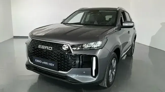Usado Ebro s400 211 CV (155 kW) 2025 Gris SUV