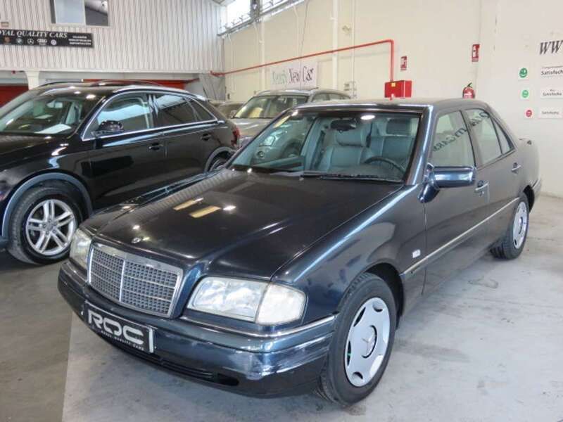 Azul Usado 1997 Mercedes C250 Elegance Berlina | 4500 € - Imagen 1/4