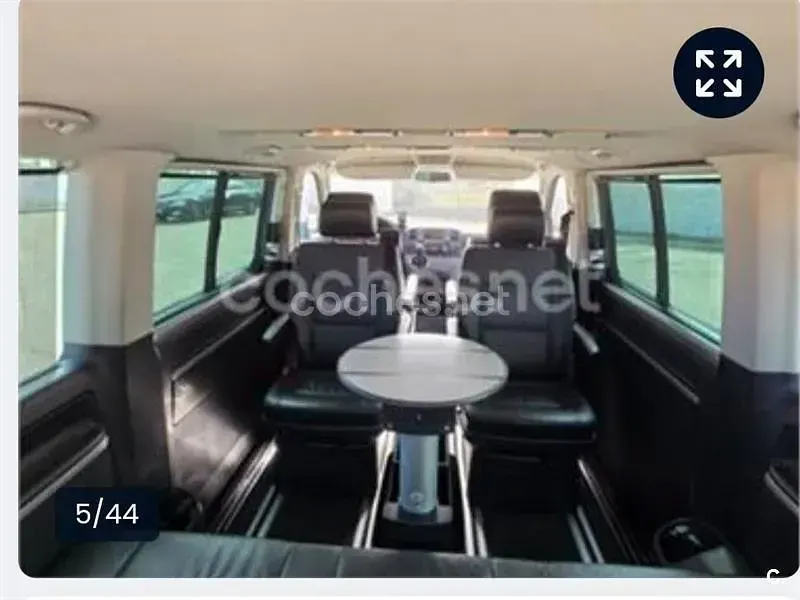 Usado VW Multivan Highline 174 CV (127 kW) 2009 Gris / plata Monovolumen