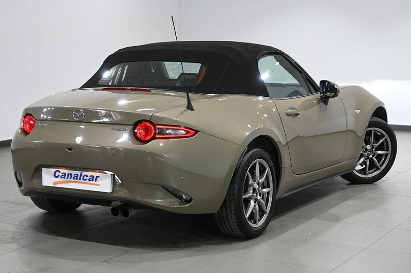 Usado Mazda MX5 Prime-Line 132 CV (97 kW) 2023 Verde Descapotable