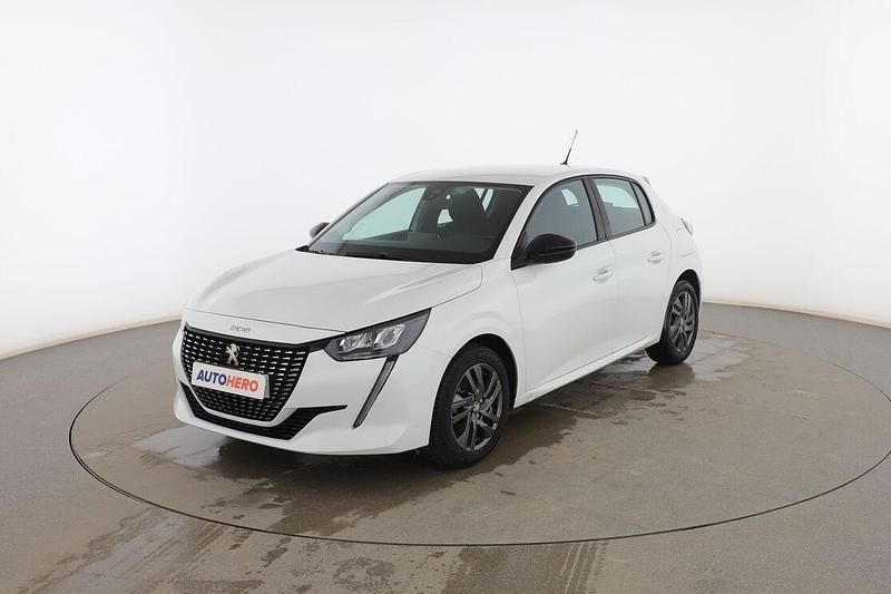 Blanco Usado 2022 Peugeot 208 Active Utilitario | 10.899 € (Precio justo) - Imagen 1/3