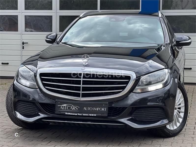 Usado Mercedes C200 Exclusive 184 CV (135 kW) 2015 Negro Familiar