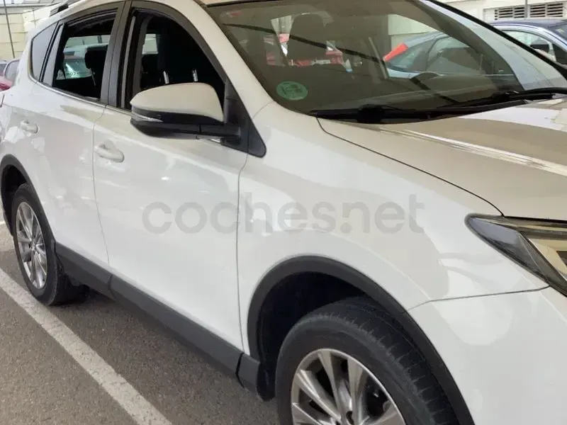 Usado Toyota RAV4 Advance 150 CV (110 kW) 2016 Blanco SUV
