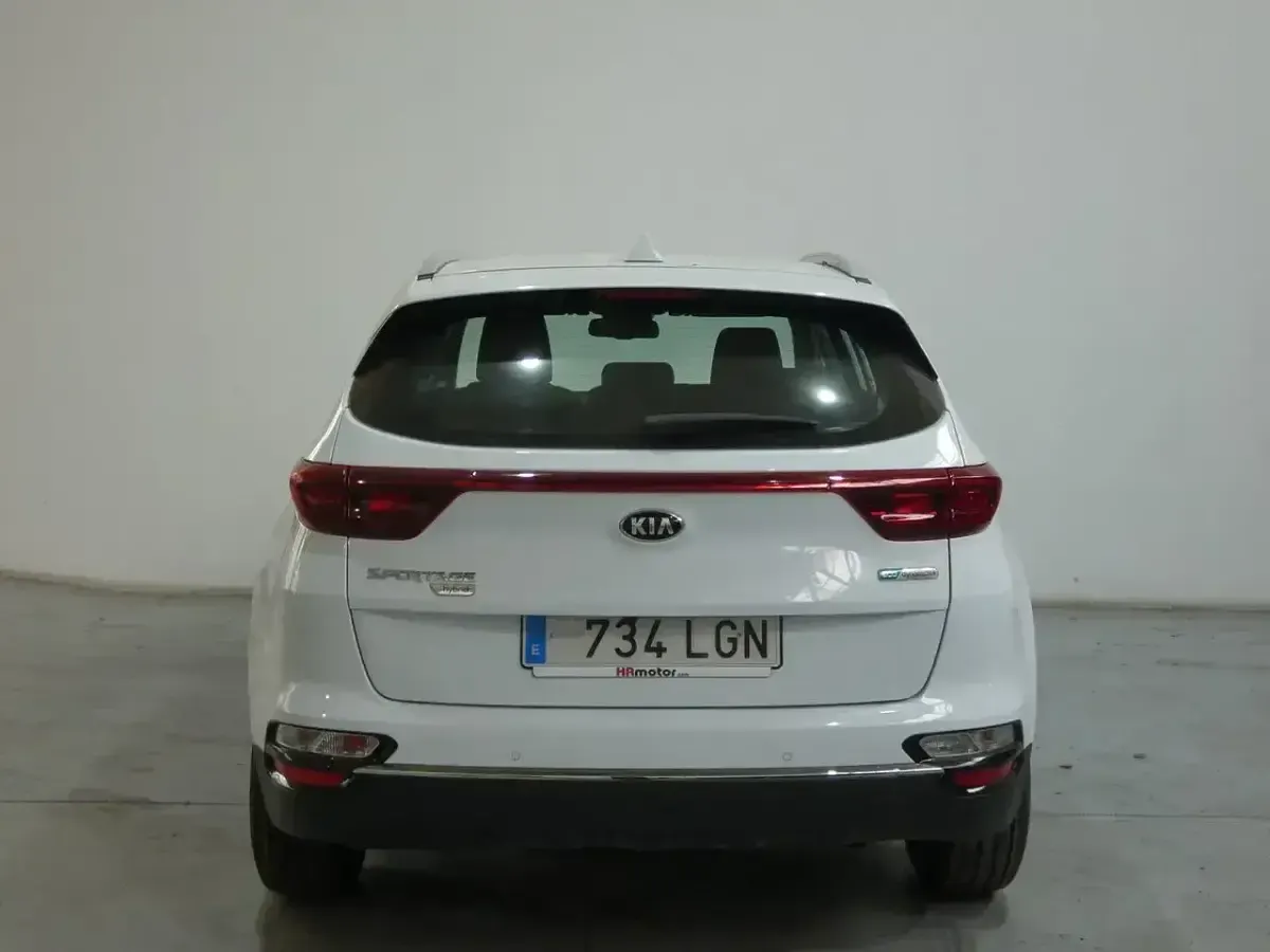 Usado Kia Sportage 115 CV (84 kW) 2020 Blanco SUV