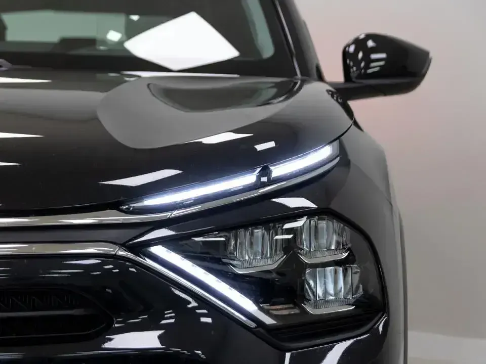 Usado Citroën e-C4 Feel 100 kW (136 CV) 2021 Negro Berlina