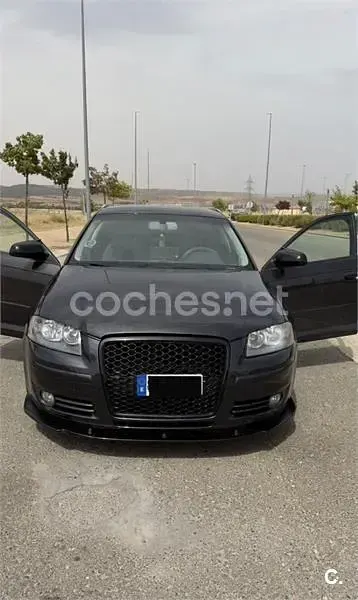 Usado Audi A3 Ambition 105 CV (77 kW) 2006 Negro Utilitario