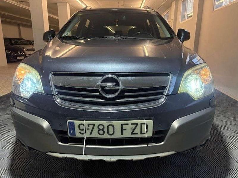 Usado Opel Antara Cosmo 150 CV (110 kW) 2008 Gris SUV