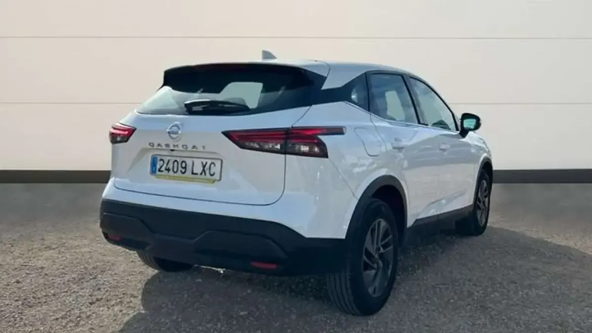 Usado Nissan Qashqai Acenta 140 CV (102 kW) 2022 Blanco SUV