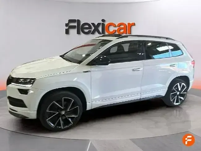 Usado Skoda Karoq SportLine 150 CV (110 kW) 2020 Blanco SUV