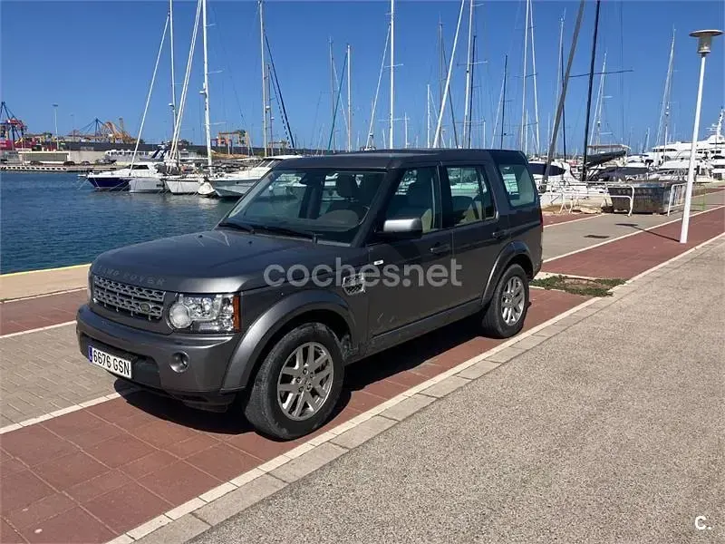 Usado Land Rover Discovery 4 SE 190 CV (139 kW) 2009 Gris / plata SUV