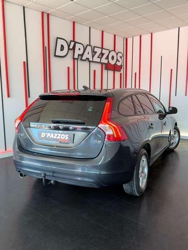 Usado Volvo V60 Momentum 114 CV (83 kW) 2015 Gris Familiar