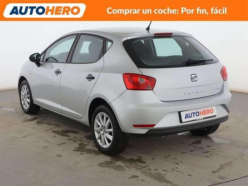 Usado Seat Ibiza Reference 90 CV (66 kW) 2016 Gris Utilitario