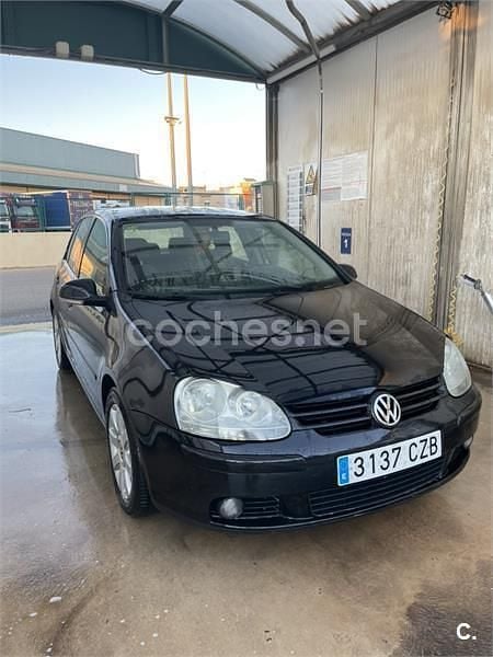 Negro Usado 2005 VW Golf IV Highline Berlina | 3990 € (Precio justo) - Imagen 1/4
