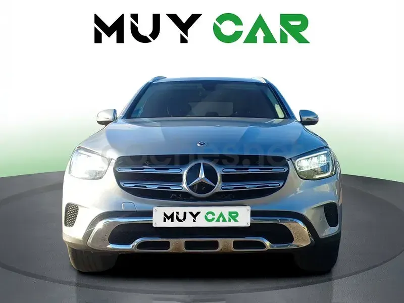 Usado Mercedes GLC300e 320 CV (235 kW) 2022 Gris / plata SUV