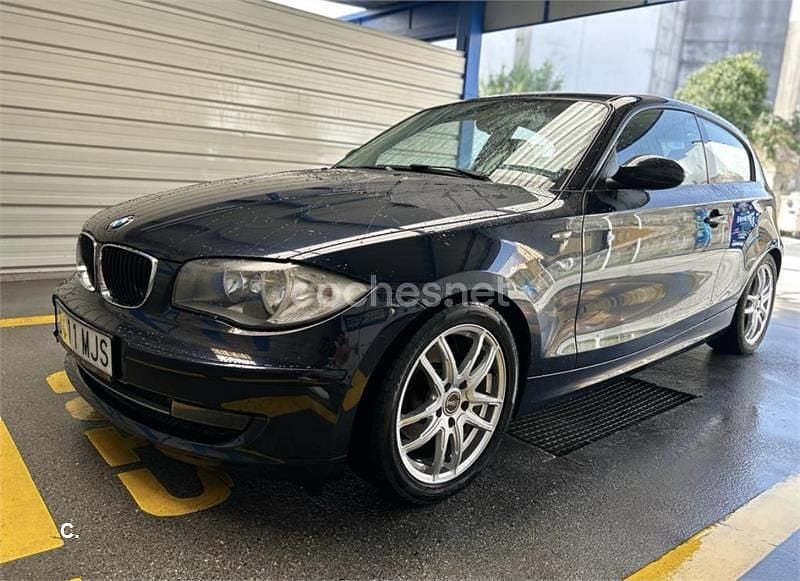 Occasion BMW 118 Sport Line 143 PK (105 kW) 2007 Blauw Hatchback