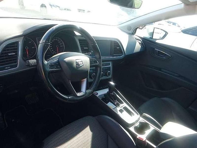 Usado Seat Leon XCELLENCE 150 CV (110 kW) 2020 Plateado Familiar