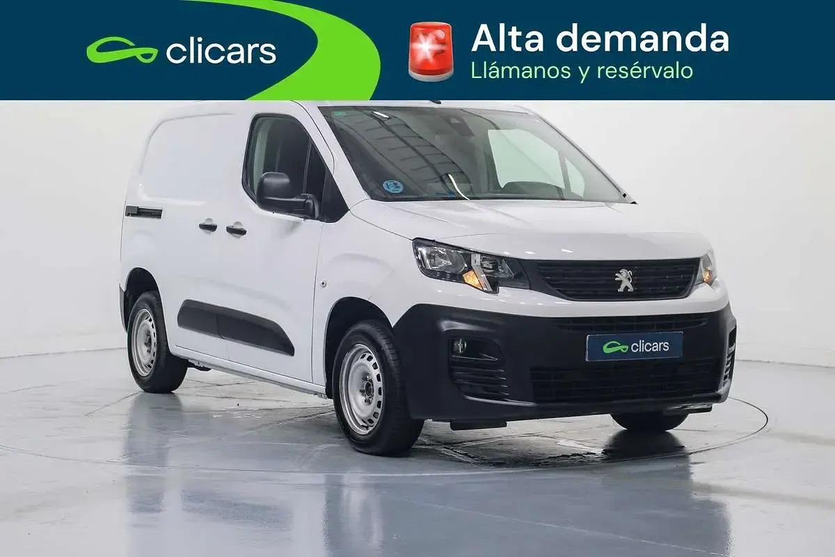 Usado Peugeot Partner Premium 102 CV (75 kW) 2022 Blanco Monovolumen