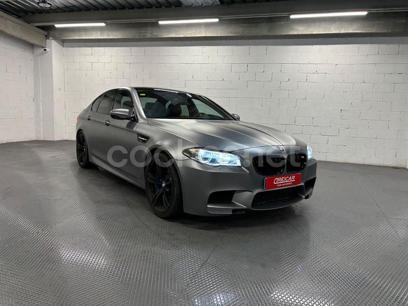 Usado BMW M5 Shadowline 560 CV (411 kW) 2015 Gris / plata Berlina