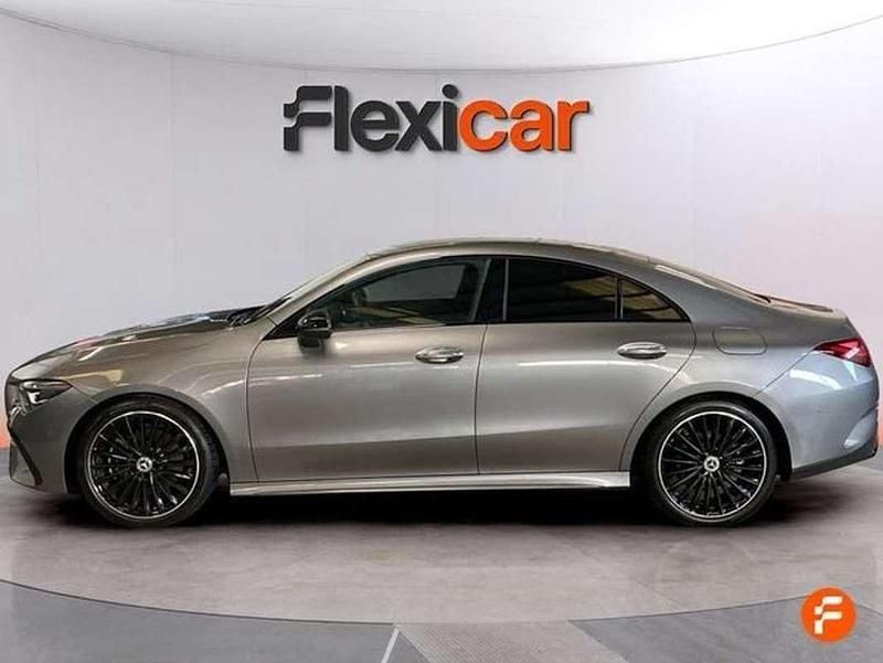 Usado Mercedes CLA200 163 CV (119 kW) 2025 Gris Berlina