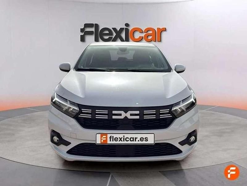 Usado Dacia Sandero Expression 91 CV (66 kW) 2022 Blanco Utilitario