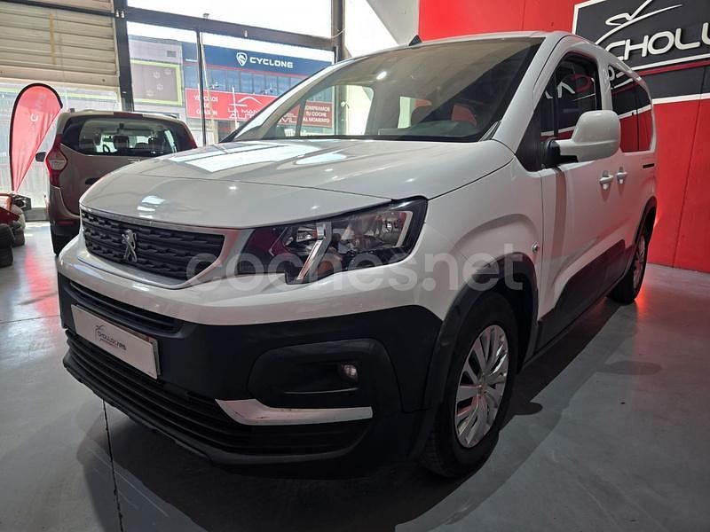 Usado Peugeot Rifter Active 130 CV (95 kW) 2020 Blanco Monovolumen