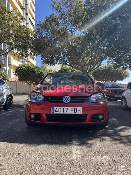 Rojo Usado 2004 VW Golf IV Highline Berlina | 3350 € (Precio justo) - Imagen 1/4