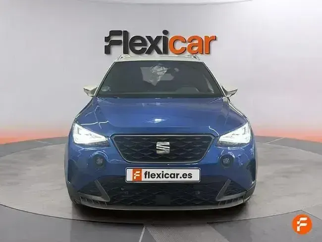 Usado Seat Arona FR 110 CV (80 kW) 2022 Azul SUV