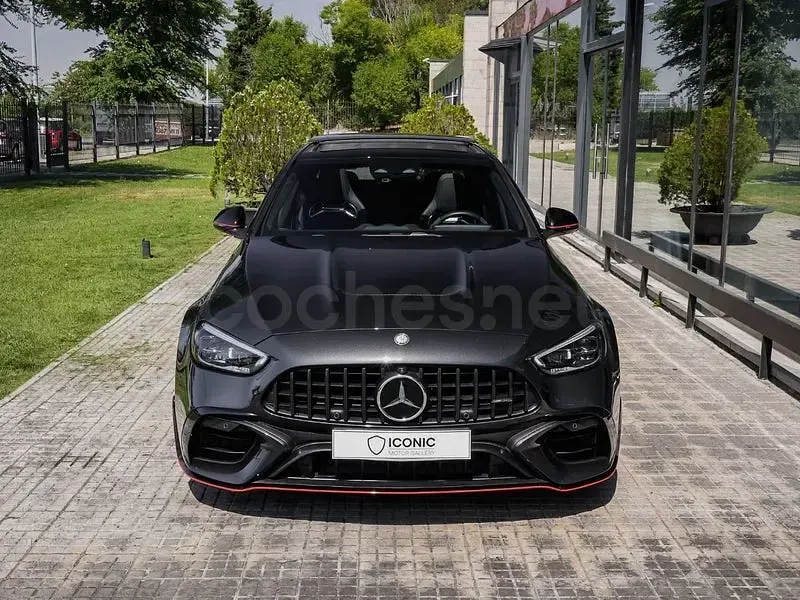 Usado Mercedes C63S AMG 680 CV (500 kW) 2024 Gris / plata Berlina