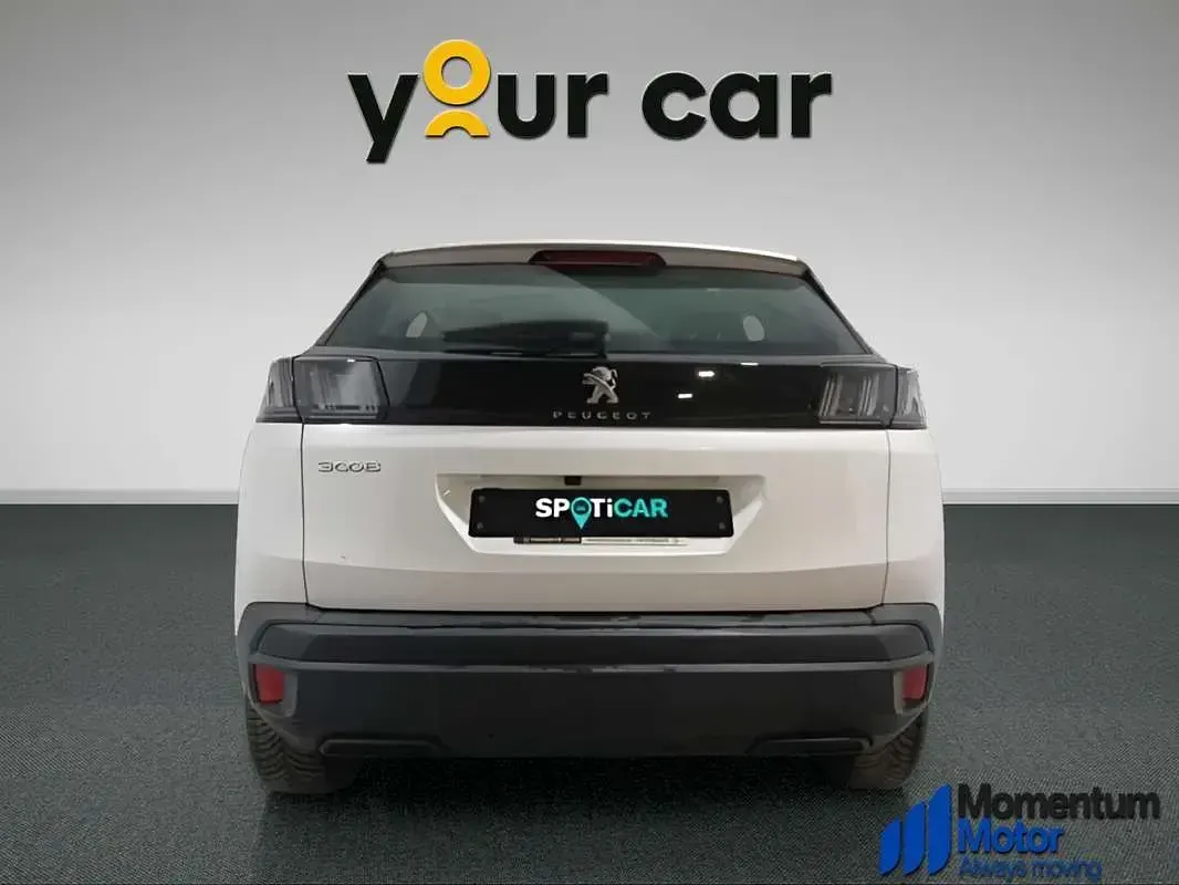 Usado Peugeot 3008 Active 131 CV (96 kW) 2021 Blanco SUV