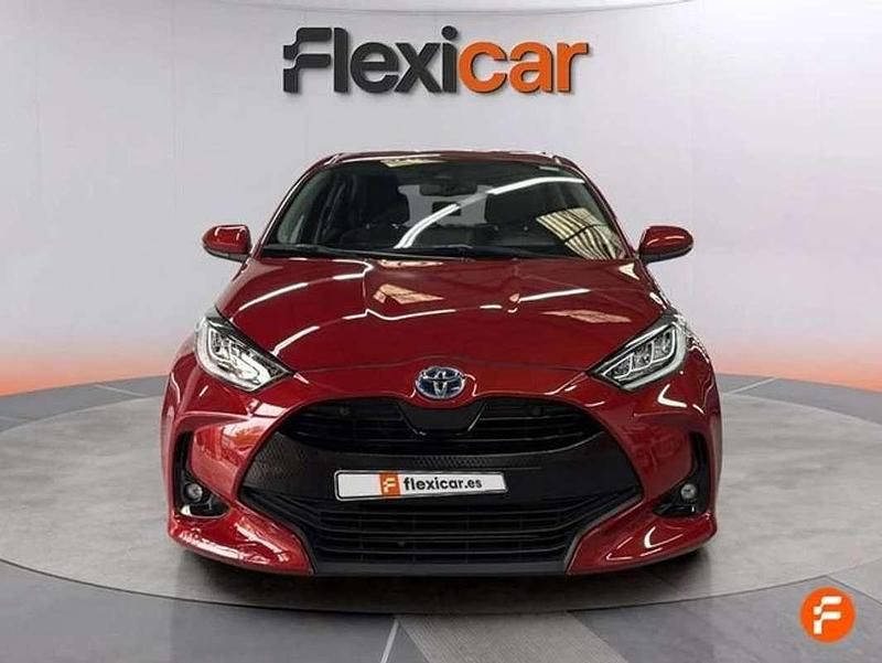 Usado Toyota Yaris Hybrid Active 116 CV (85 kW) 2023 Burdeos Utilitario