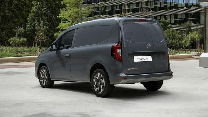 Nuevo Nissan Townstar 130 CV (95 kW) 2025 Gris Van