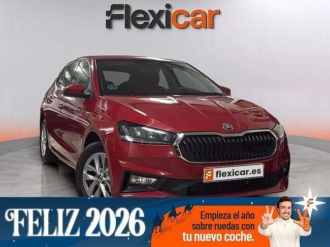 Rojo Usado 2024 Skoda Fabia Selection Berlina | 16.290 € (Precio justo) - Imagen 1/4
