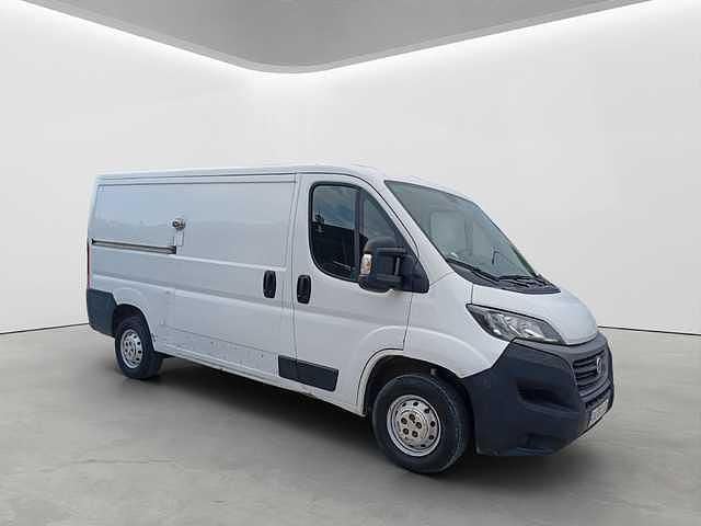 Usado Fiat Ducato 141 CV (103 kW) 2019 Blanco Van